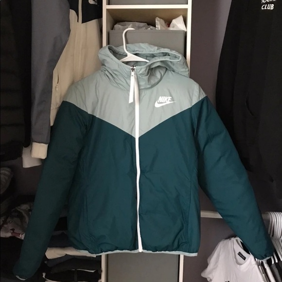 Nike reversible coat - Picture 2 of 5